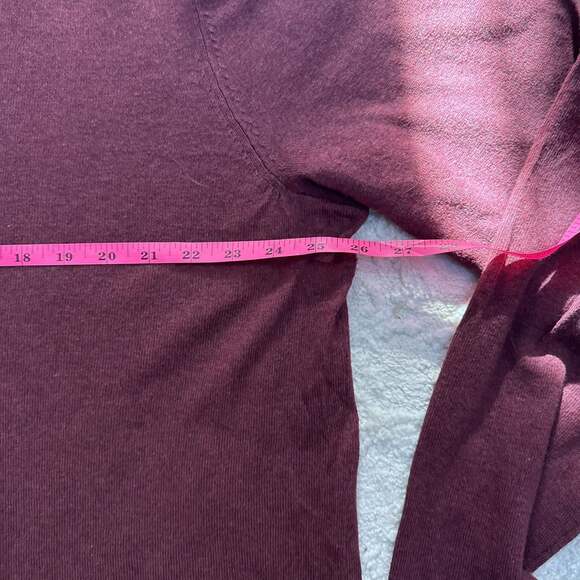 Eddie Bauer Men's Long Sleeve V-Neck Cotton Merino‎ Blend Sweater in Burgundy - Picture 4 of 7